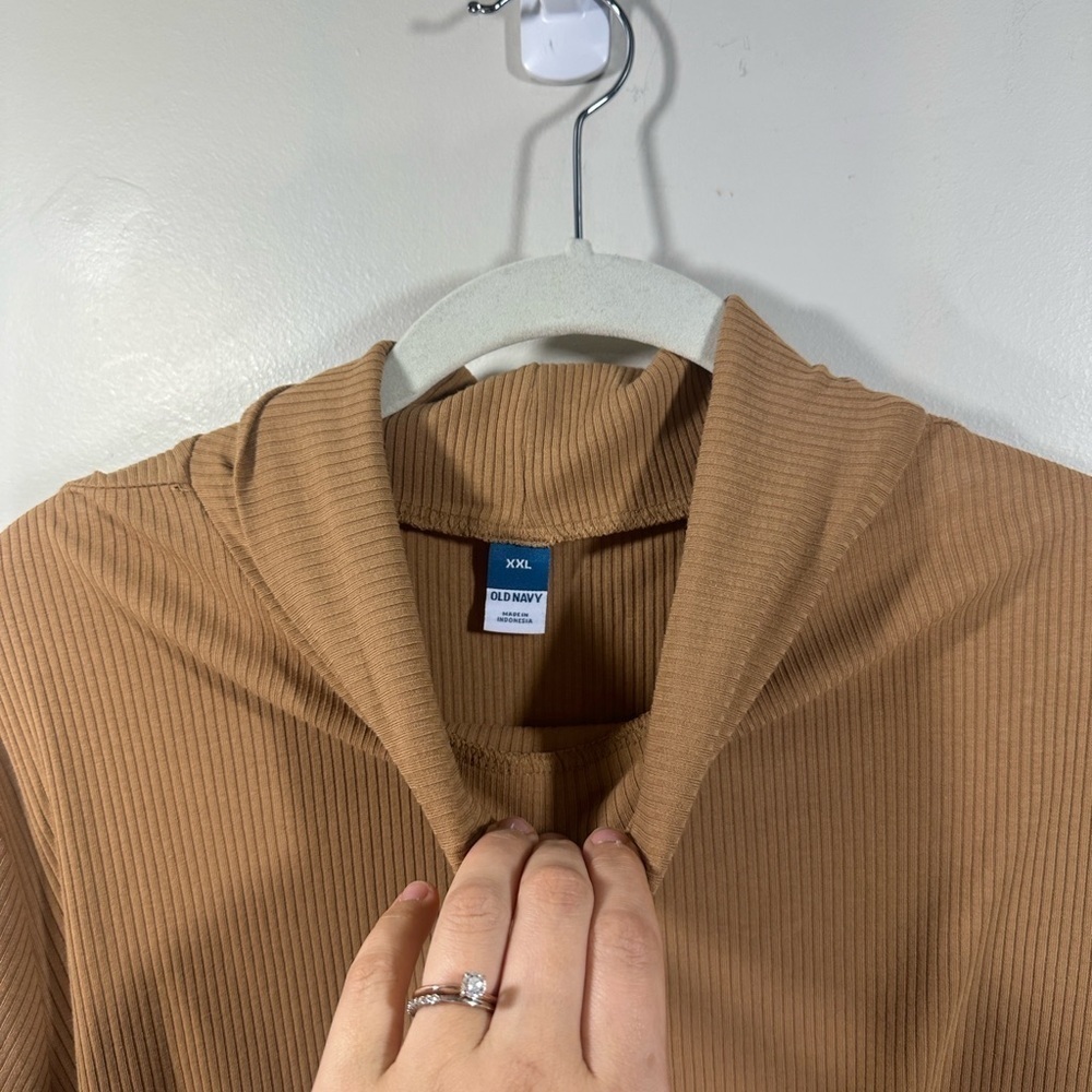 NWT Old Navy Tan Ribbed Long Sleeve Turtleneck Sweater Top XXL - Picture 4 of 9